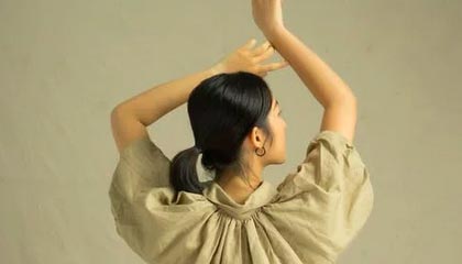 骑士老将力挺队友，取得重要胜利