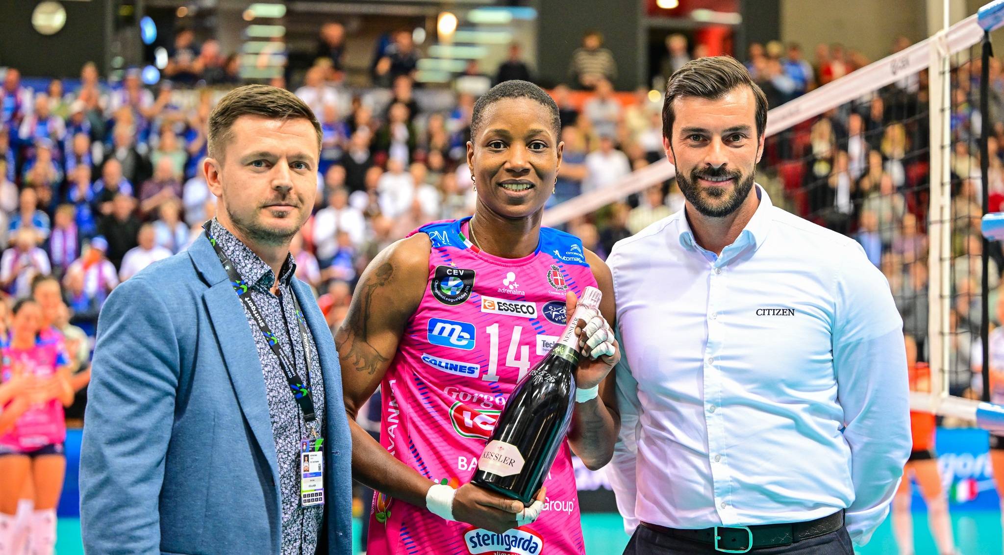 关于斯图加特艰难取胜,摆脱危机的信息 关于斯图加特艰难取胜,摆脱危机的信息