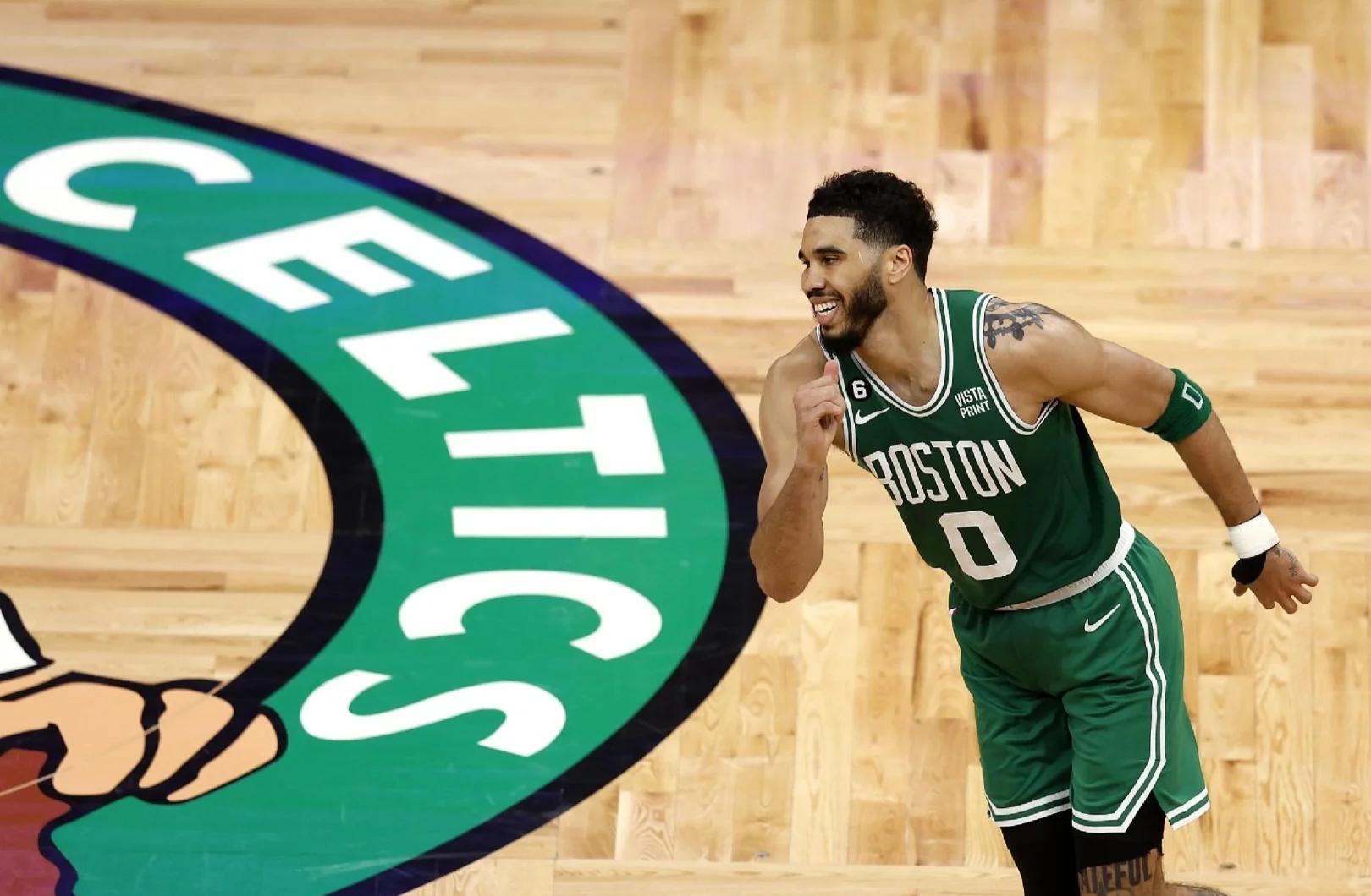 绿军近况一落千丈!塔图姆表现狂凉输给低排名球队 绿军近况一落千丈!塔图姆表现狂凉输给低排名球队