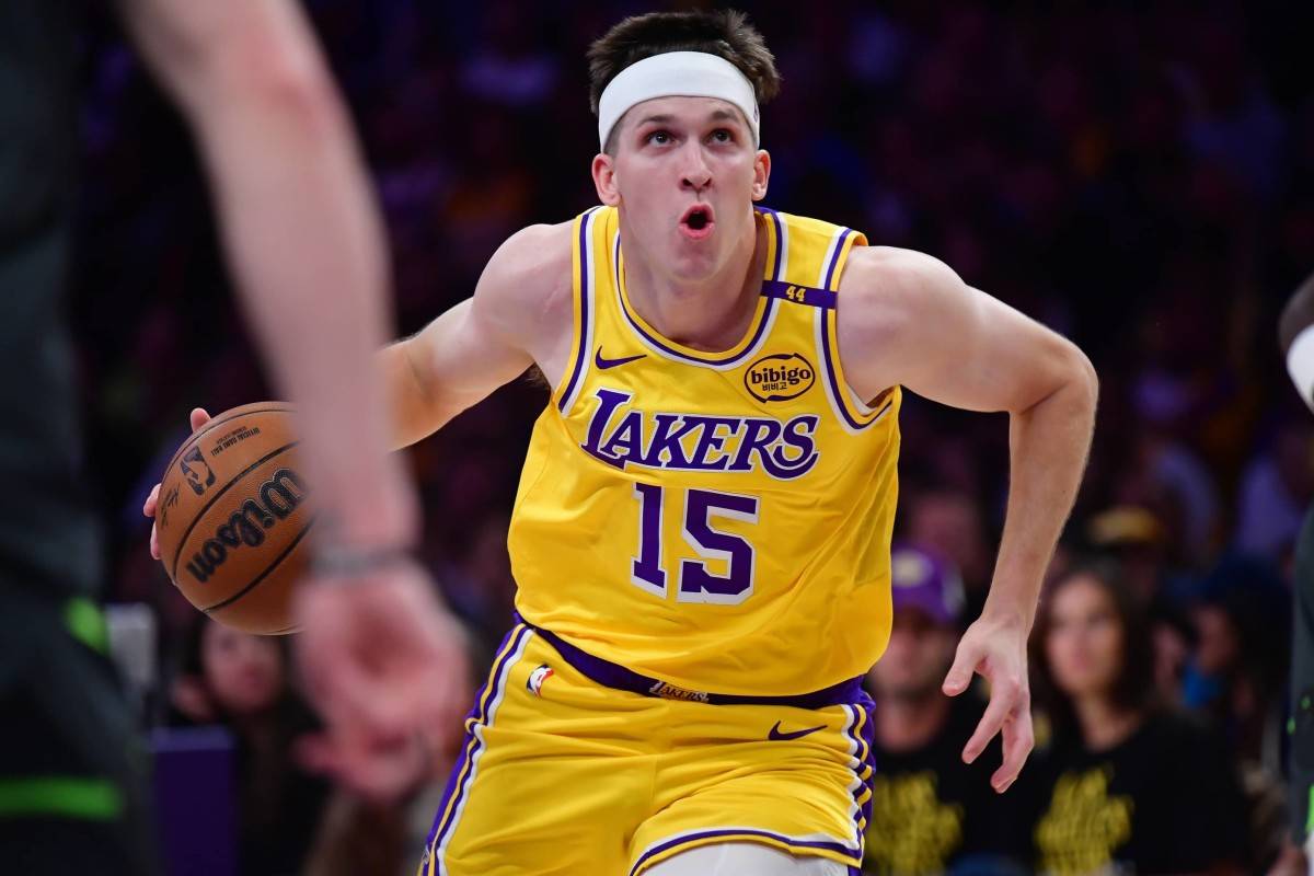 关于重庆队主教练辞职传闻缠身,球队面临变革的信息 关于重庆队主教练辞职传闻缠身,球队面临变革的信息