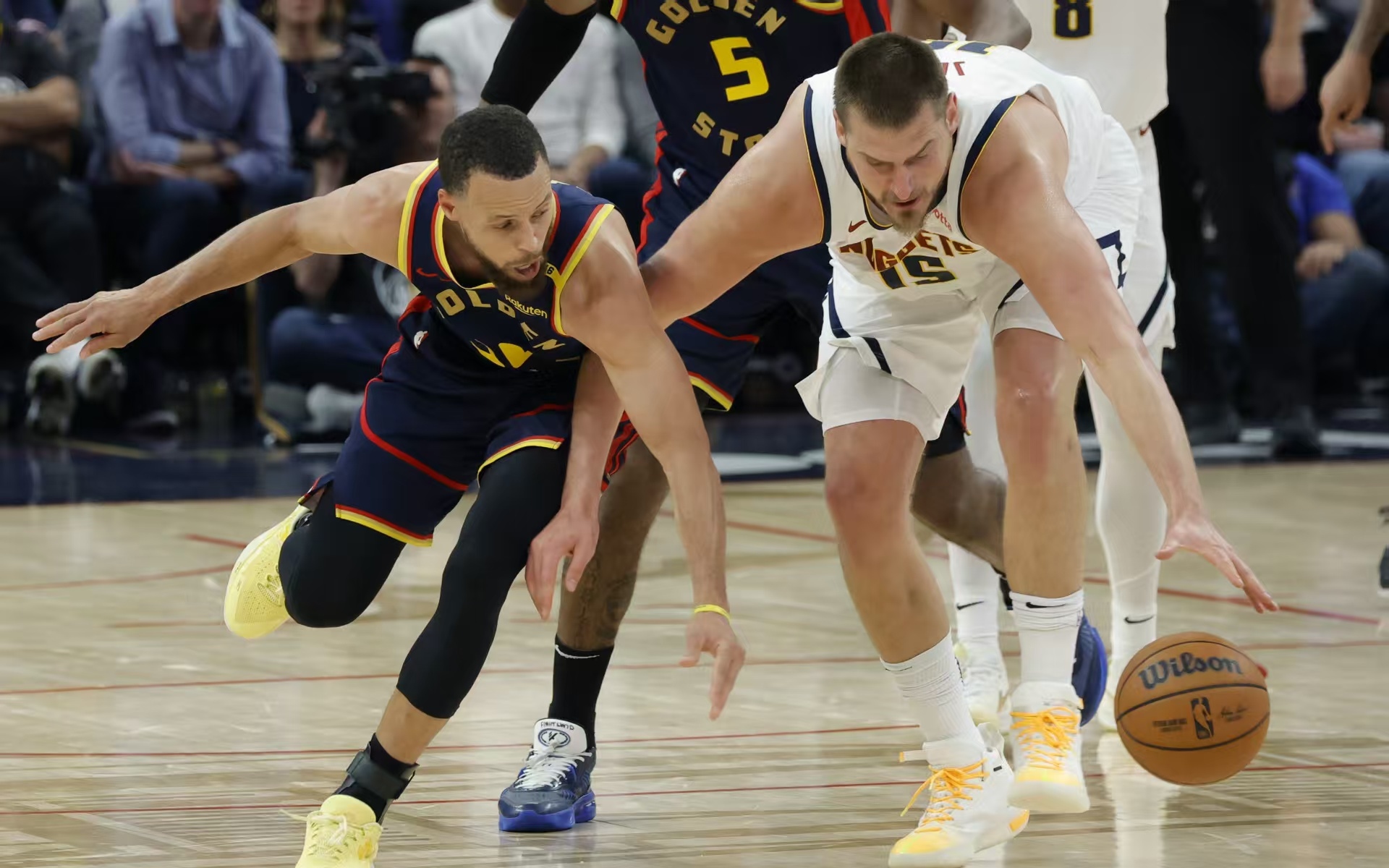 包含快船外线三分投射连续进账,大胜勇士领跑西部的词条 包含快船外线三分投射连续进账,大胜勇士领跑西部的词条