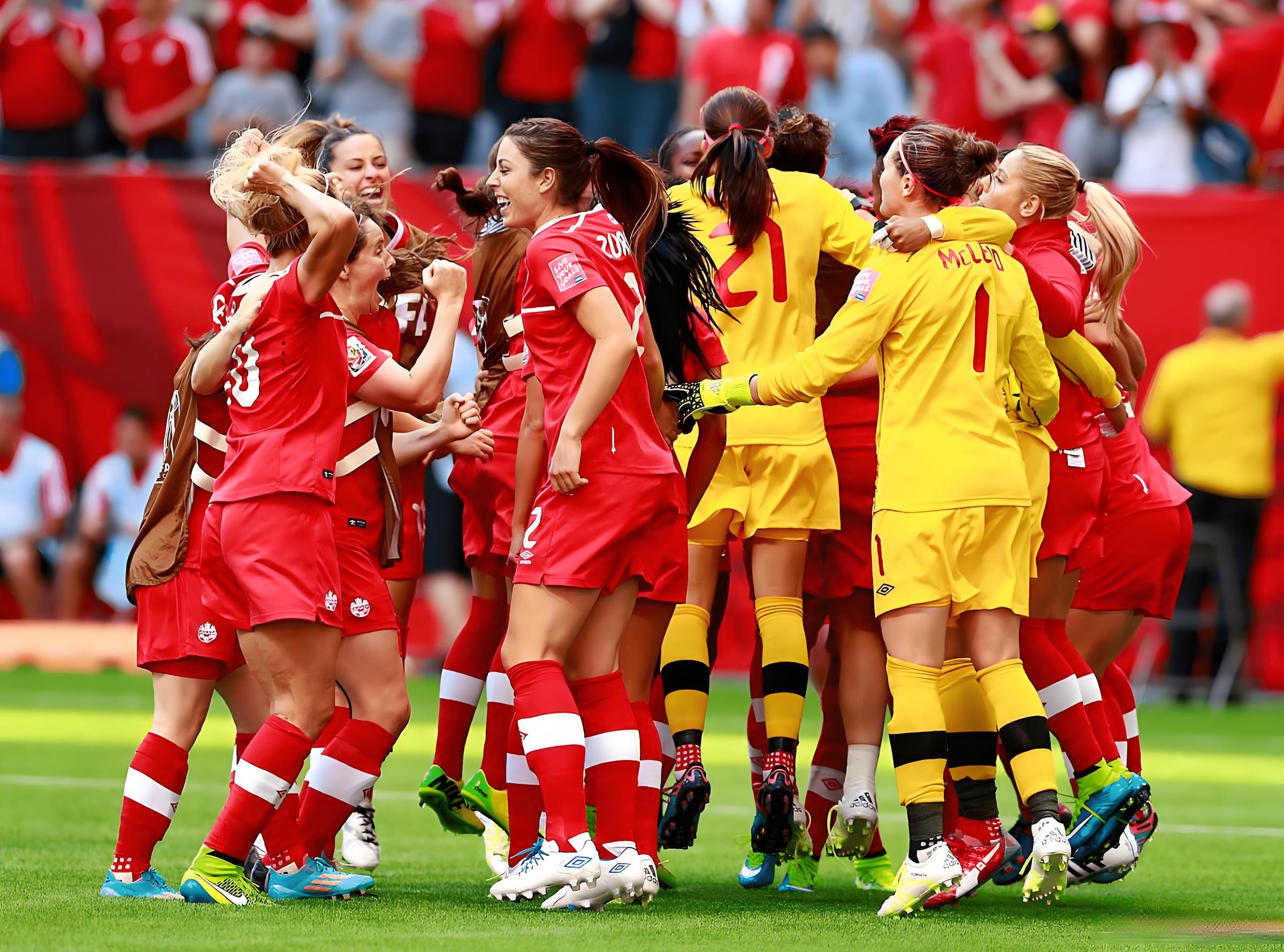 尼日利亚女足遭遇挑战,不敌加拿大队 尼日利亚女足遭遇挑战,不敌加拿大队