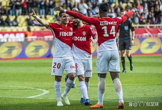 摩纳哥主帅透露球队战术调整,力争在联赛中保持领先地位的简单介绍 摩纳哥主帅透露球队战术调整,力争在联赛中保持领先地位的简单介绍