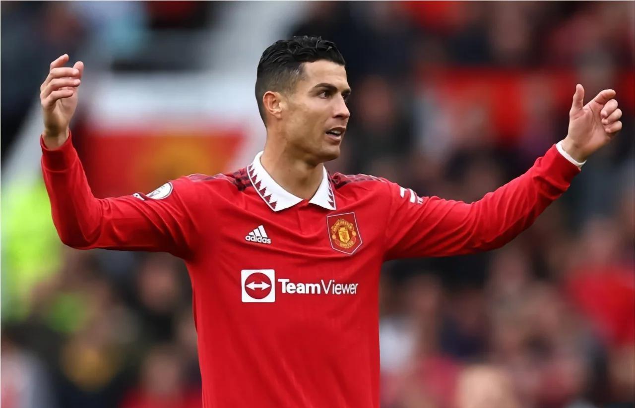 关于曼联大将手术成功,将缺席多场比赛的信息 关于曼联大将手术成功,将缺席多场比赛的信息