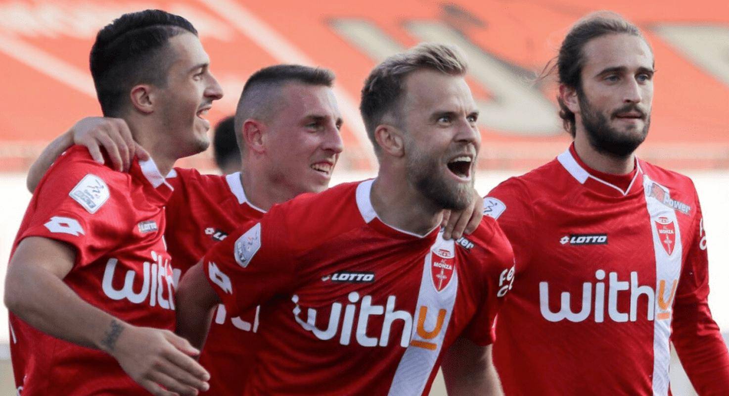 汉堡队遭遇主场惨败,积分榜上遭受重创的简单介绍 汉堡队遭遇主场惨败,积分榜上遭受重创的简单介绍