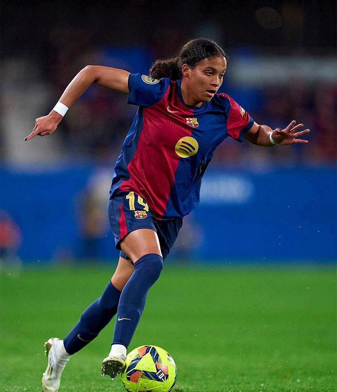 西班牙女足在客场战胜意大利