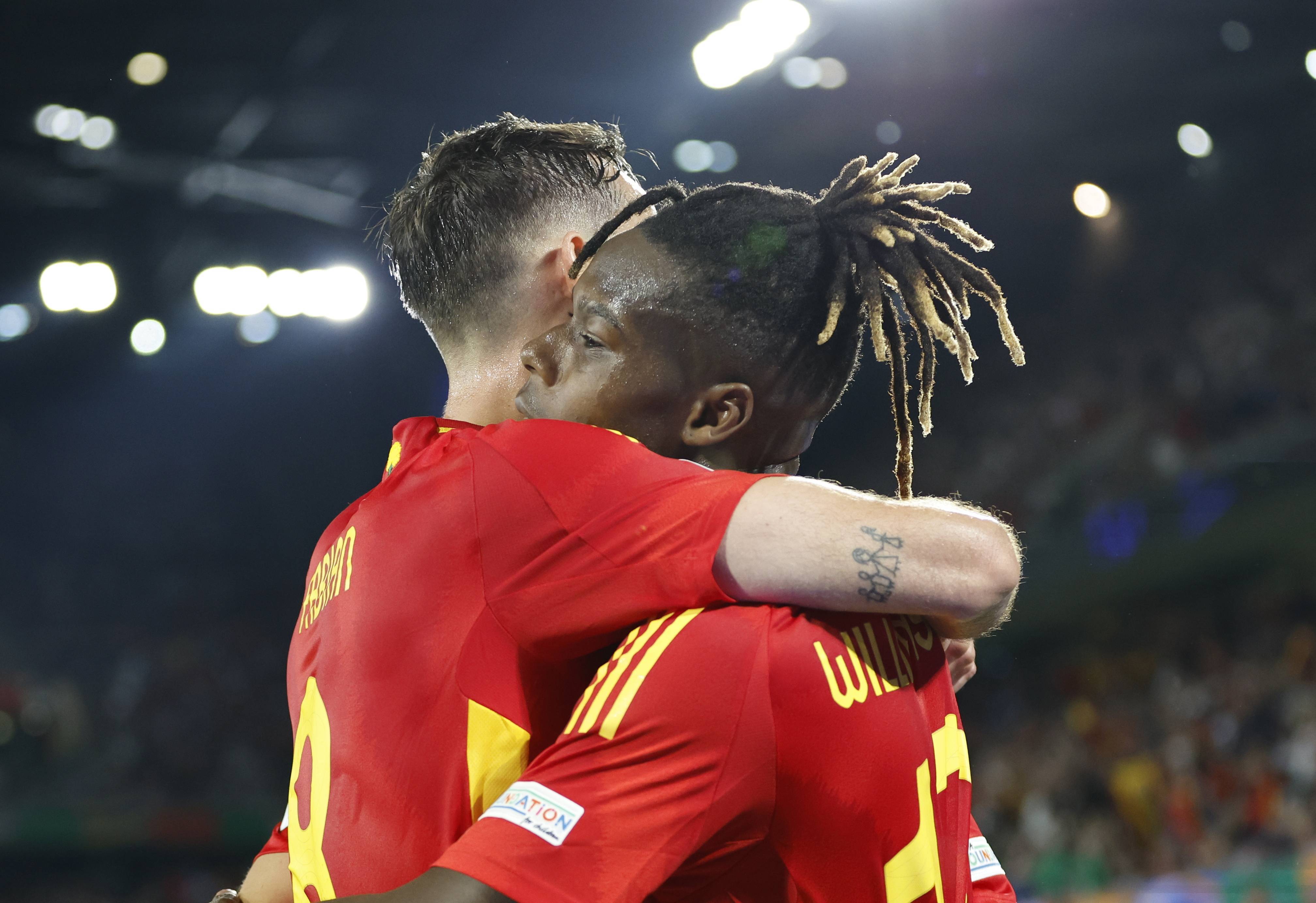 西班牙队意外惊艳,挑战实力赛出好结果 西班牙队意外惊艳,挑战实力赛出好结果